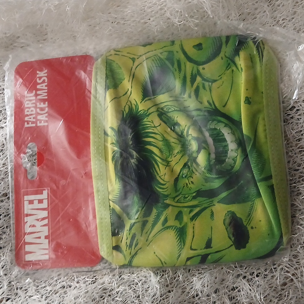 Marvel Fabric Hulk Face Mask nwt